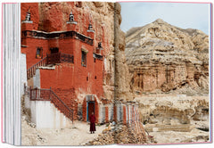 The New York Times Explorer. 100 Trips Around the World