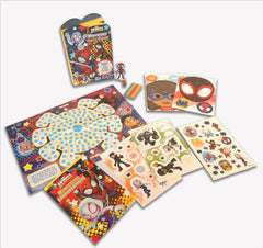 Marvel Spidey et ses amis extraordinaires - Mon coffret Team Spidey ! - Ce coffret contient: 1 livre, 4 masques, 6 figurines, des stickers, un grand poster, des tattoos