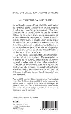 Un paquebot dans les arbres