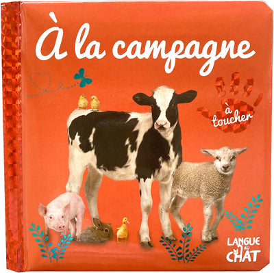Bébé touche-à-tout - À la campagne