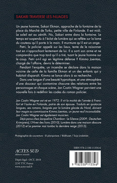 Sakari traverse les nuages