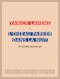 L'oiseau parker dans la nuit