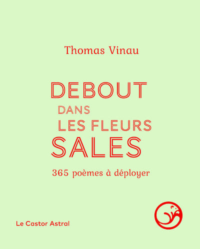 Debout dans les fleurs sales