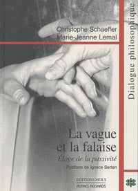 Vague et la falaise
