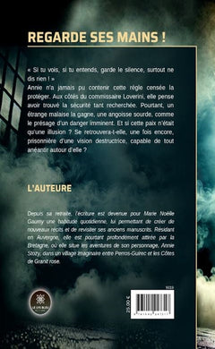 Regarde ses mains !