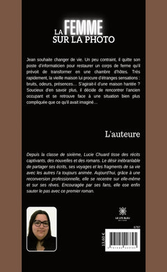 La femme sur la photo