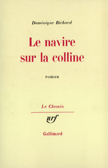Le navire sur la colline