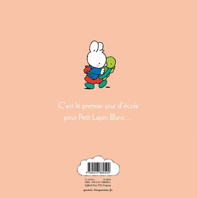 Petit Lapin Blanc à la maternelle