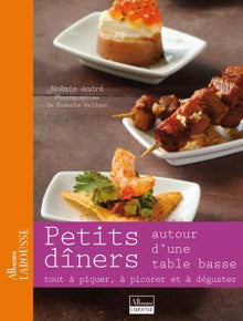 Petits dîners autour d'une table basse