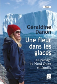 Une fleur dans les glaces