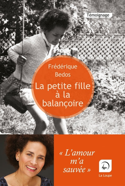 La petite fille à la balançoire