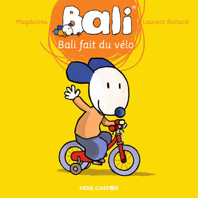 Bali fait du vélo