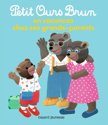 Petit ours brun en vacances chez ses grands-parents