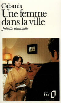 Une femme dans la ville