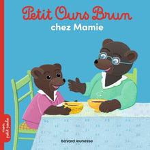 Petit ours brun et sa mamie