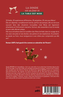 La dinde est au four et la table est mise