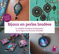 Bijoux en perles brodées
