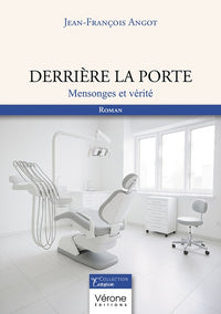 Derrière la porte